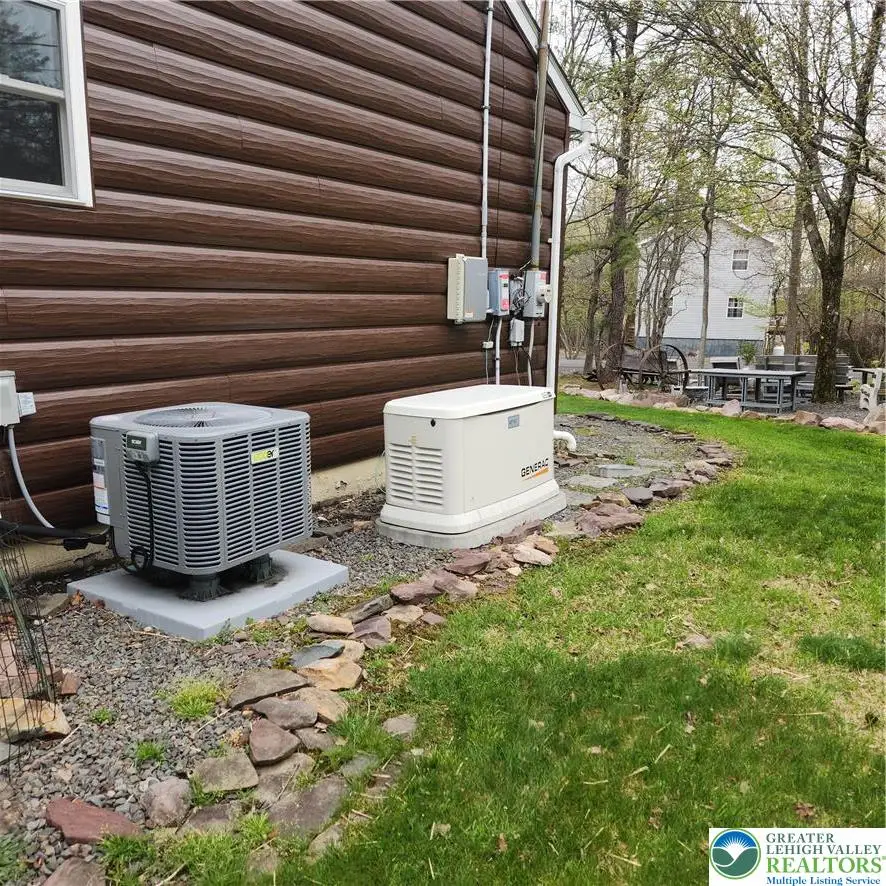 112 Lindburgh Circle, Towamensing Trails, PA 18210 - #3