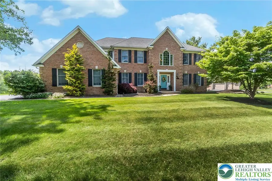 230 Hopewell Drive, Upper Macungie, PA 18104 - #2