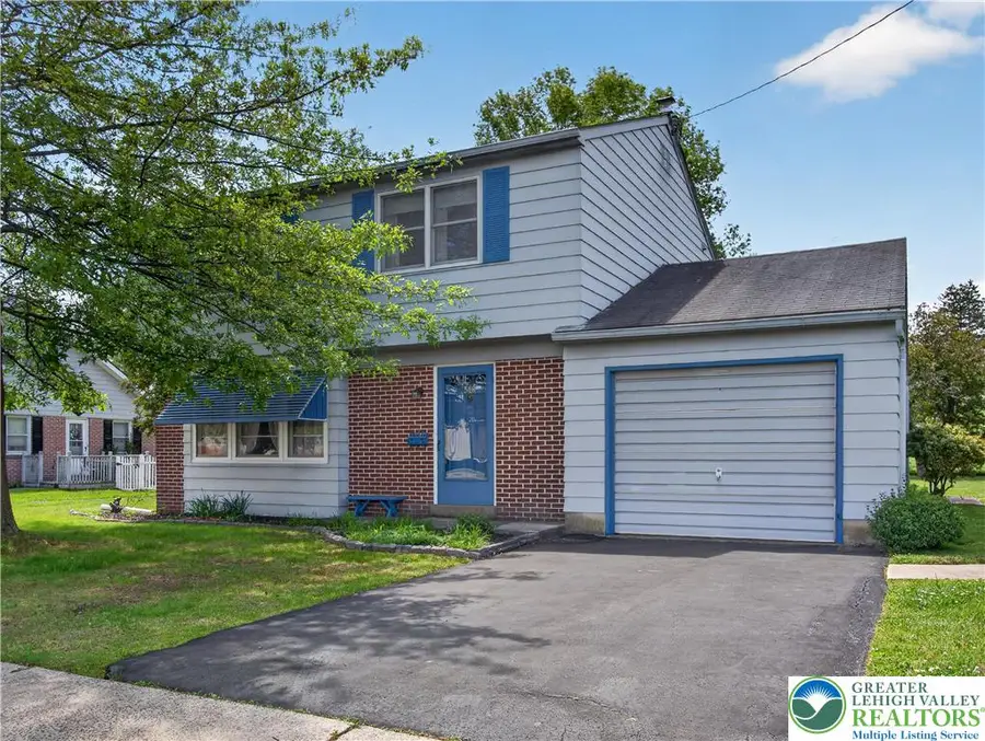 348 S 9th, Quakertown, PA 18951 - #2