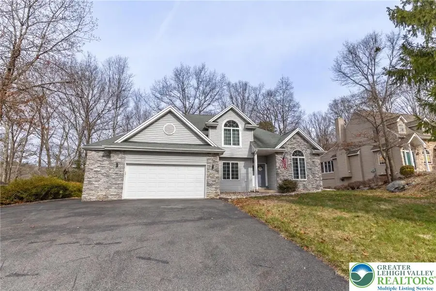 207 Hawks Nest Road, East Stroudsburg, PA 18302 - #2