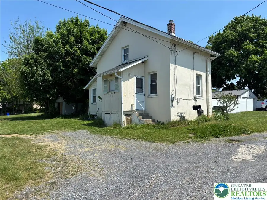 920 E Juniata Street, Salisbury, PA 18103 - #2