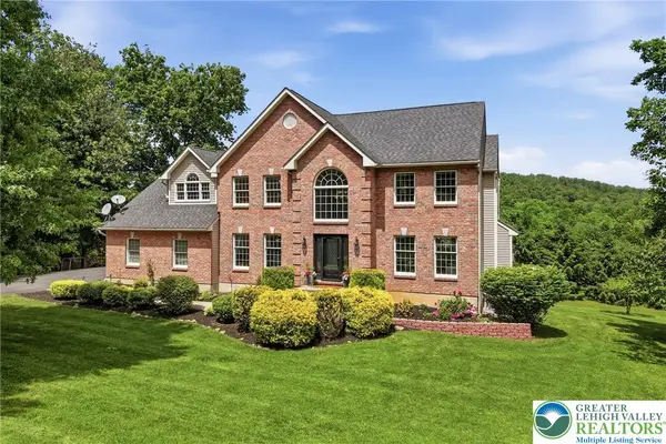 115 W Butternut Road, Williams Twp, PA 18055