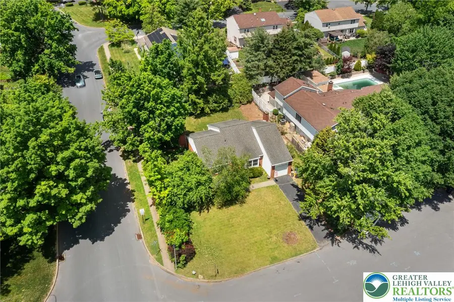 1615 Valley Forge Road, South Whitehall, PA 18104 - #2