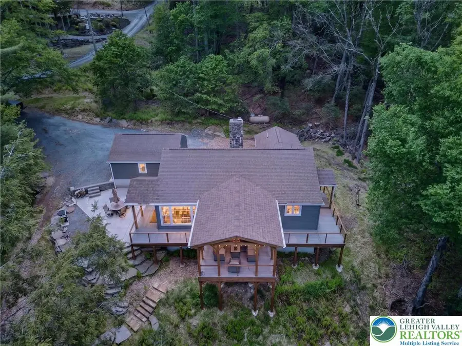135 Al Wa Da Circle, Greentown, PA 18426 - #3
