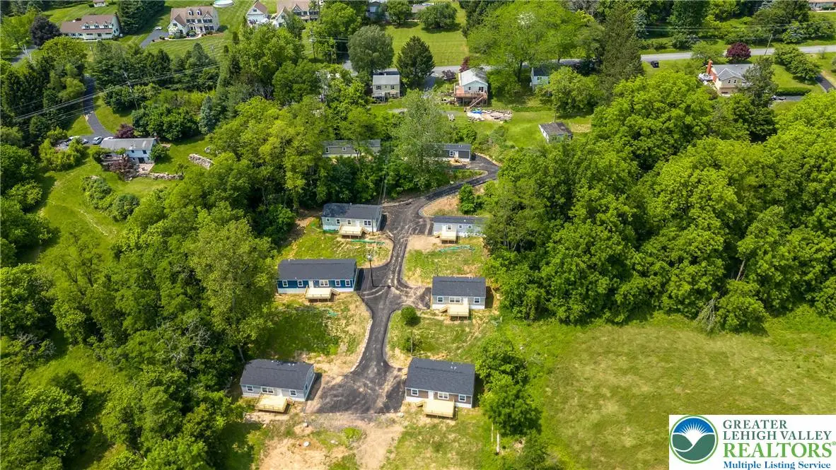 465 Royal Manor, Williams, PA 18042 - #1