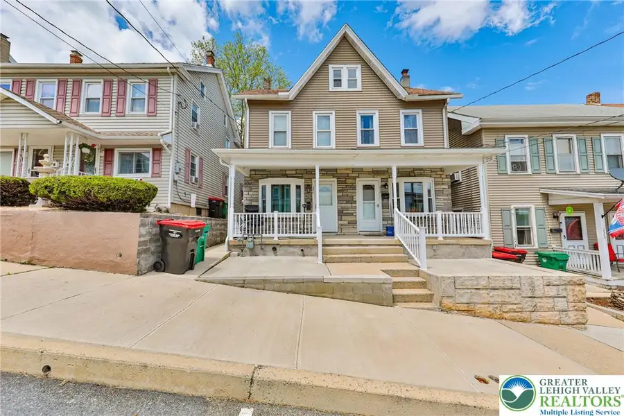 230 Carbon Street, Lykens, PA 18235 - #3