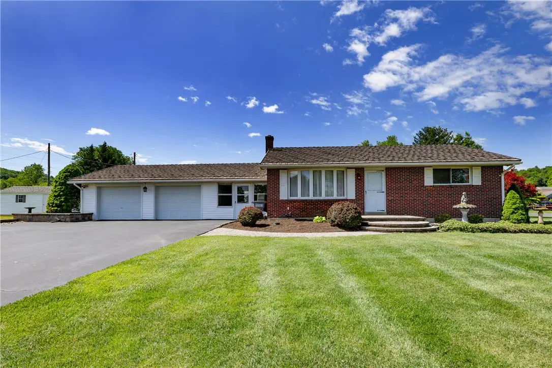 4420 N Sunset Drive, Upper Saucon, PA 18036 - #1