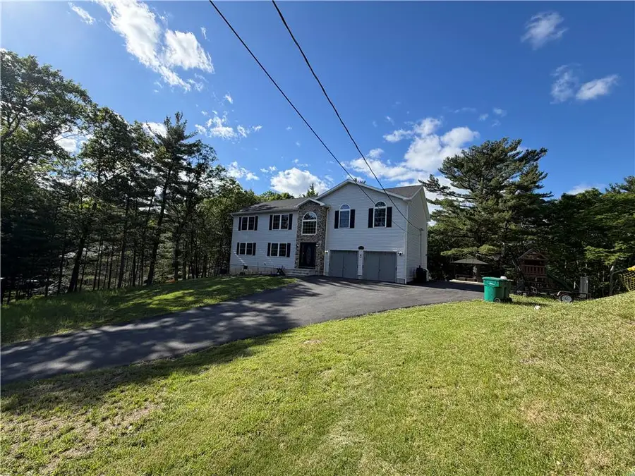 135 Tannenbaum Way, Henryville, PA 18332 - #2
