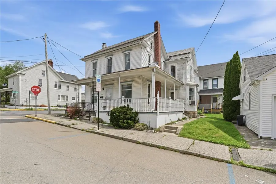202 S Schanck Avenue, Pen Argyl, PA 18072 - #3