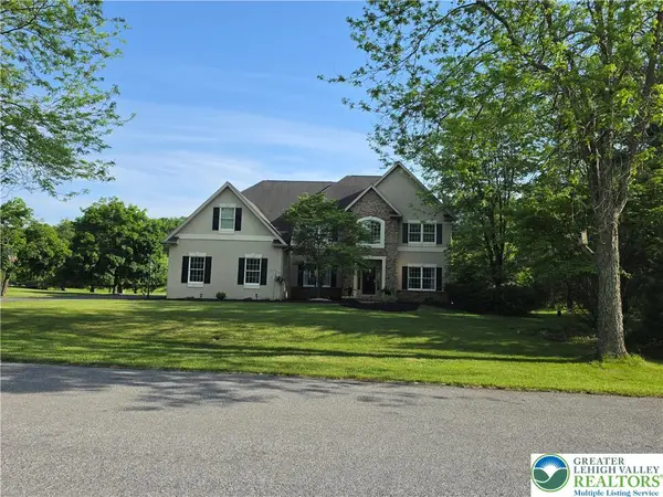 3805 Buck Hill Circle, Lowhill Twp, PA 18078