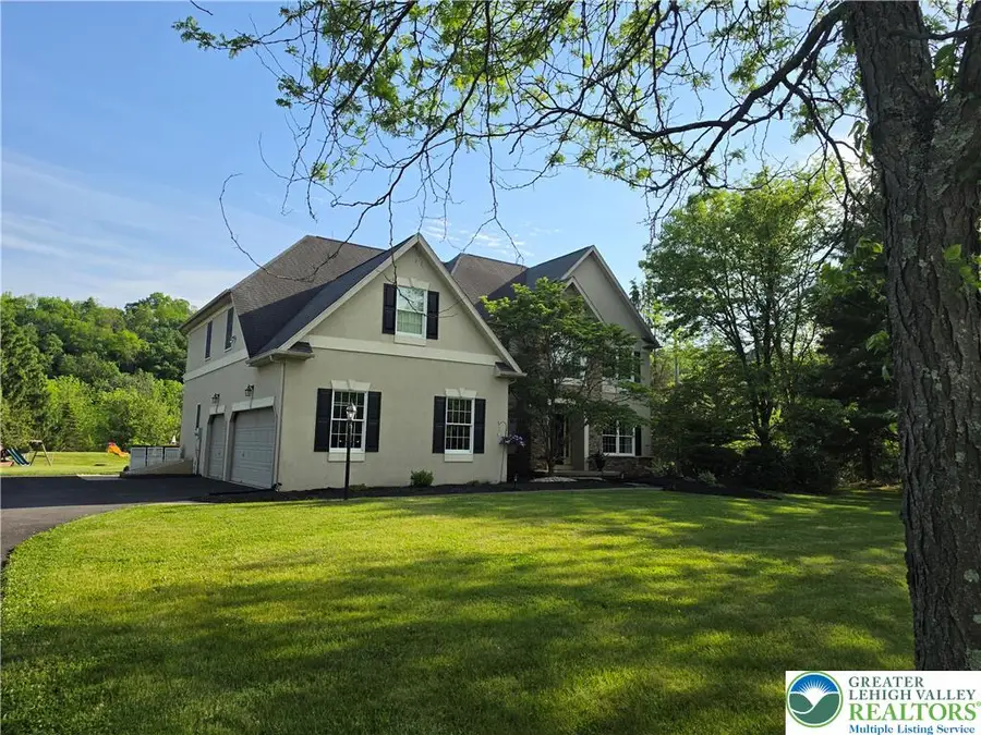 3805 Buck Hill Circle, Lowhill, PA 18078 - #2