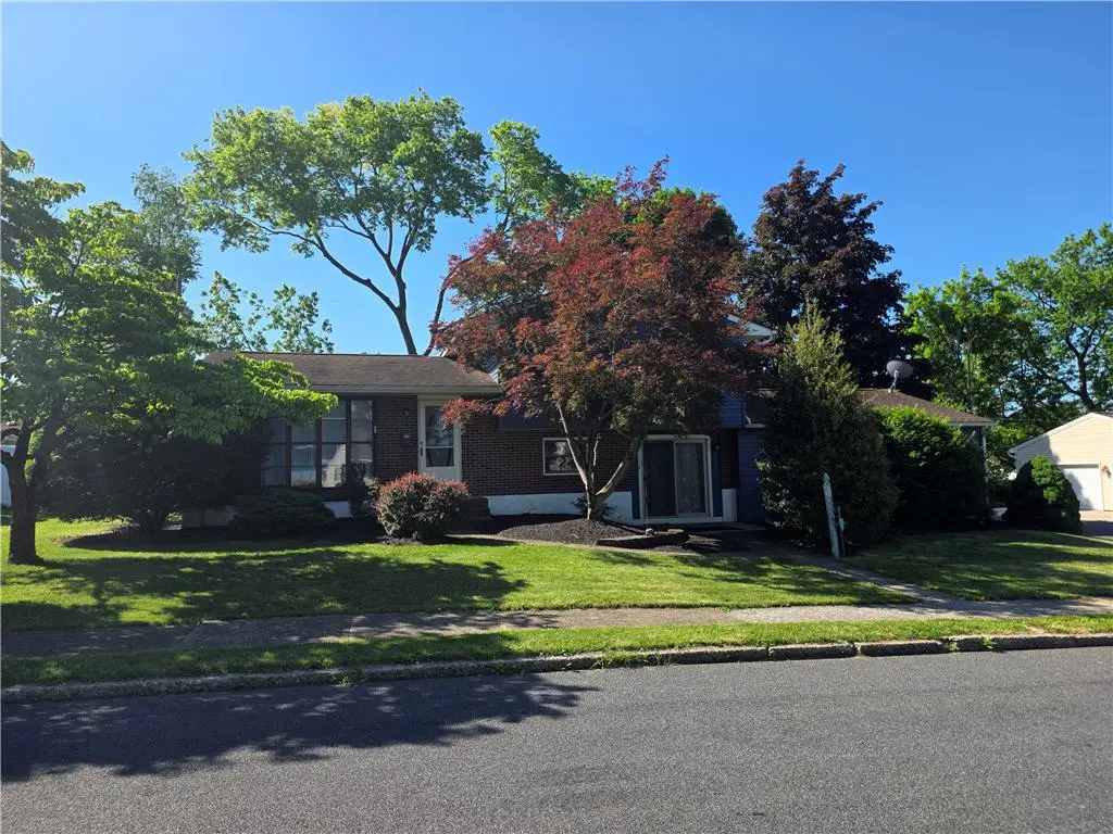 3334 Thomas Street, Hokendauqua, PA 18052 - #1