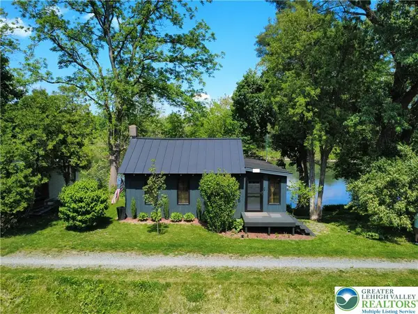 1855 S Delaware Drive, Williams Twp, PA 18042