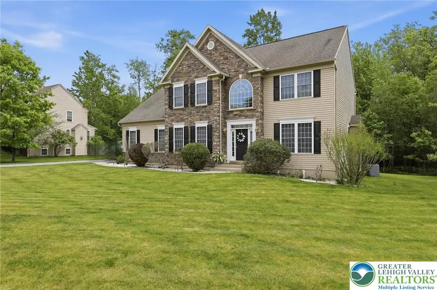 1017 Woodberry Drive, Mountain Top, PA 18707 - #2