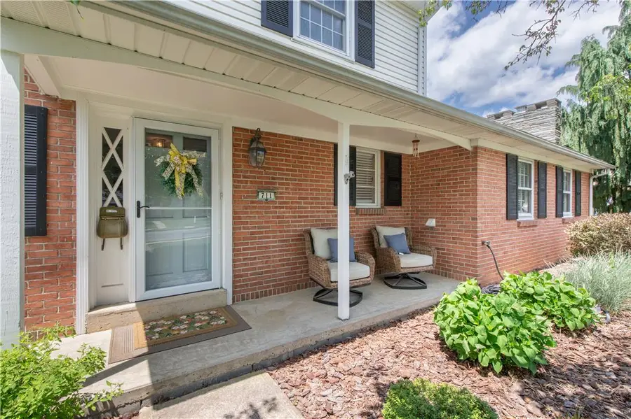 711 W Berger Street, Emmaus, PA 18049 - #3
