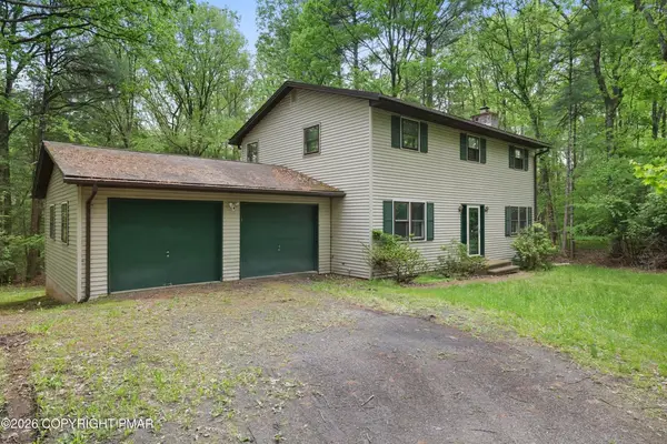 1585 Starry Lane, Chestnuthill Twp, PA 18330