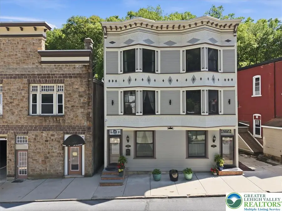 169 W Broadway, Jim Thorpe, PA 18229 - #2