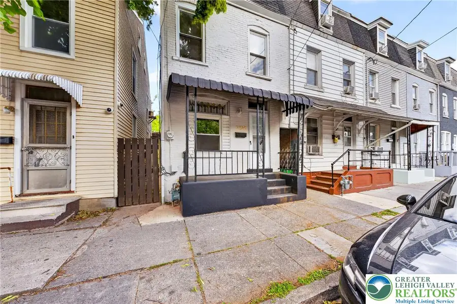 337 N 2nd Street, Allentown, PA 18102 - #3