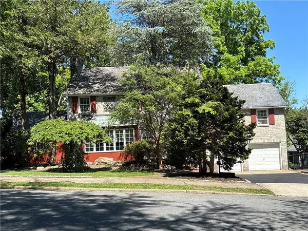 1236 Moffitt, Bethlehem City, PA 18018