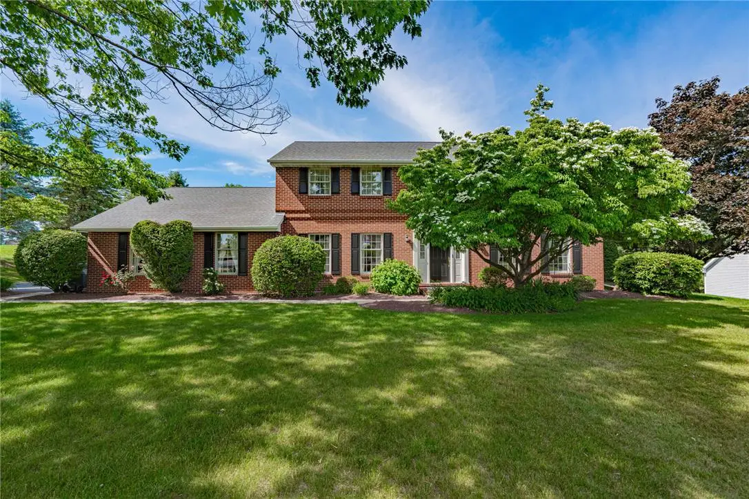 2855 Meadow Lane, North Whitehall, PA 18078 - #1