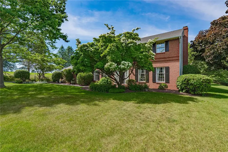 2855 Meadow Lane, North Whitehall, PA 18078 - #2