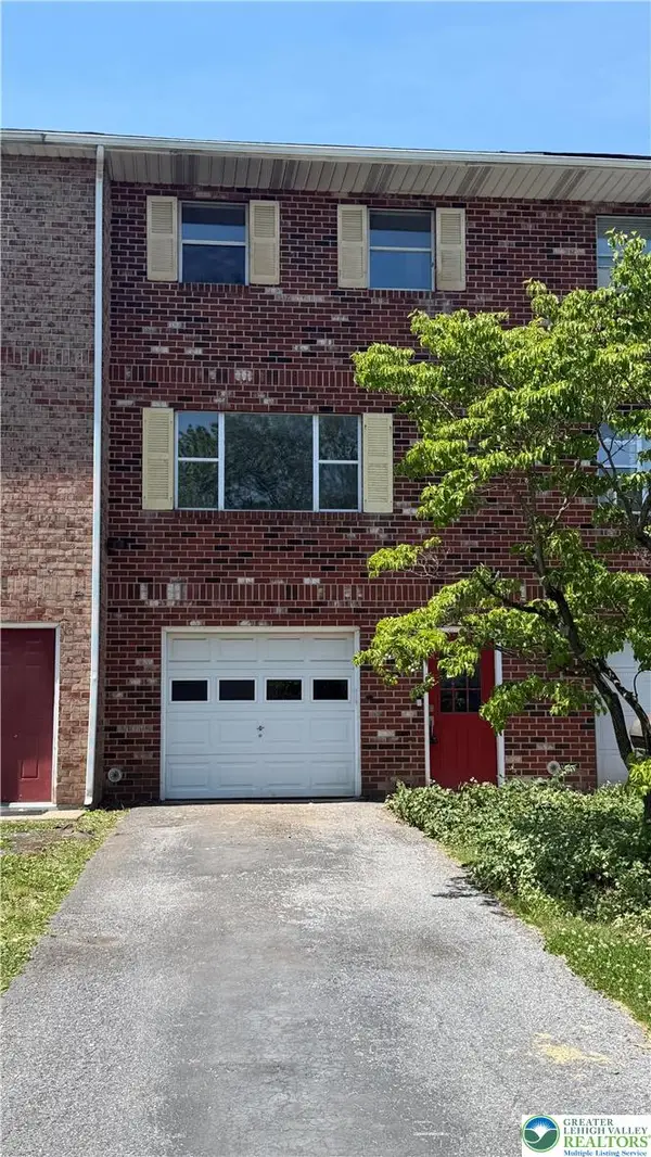 3103 Lucas Drive, Bethlehem City, PA 18017