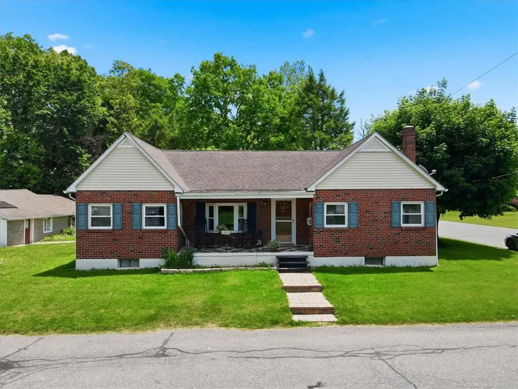 6409 4th Avenue, Martins Creek, PA 18013 - #1