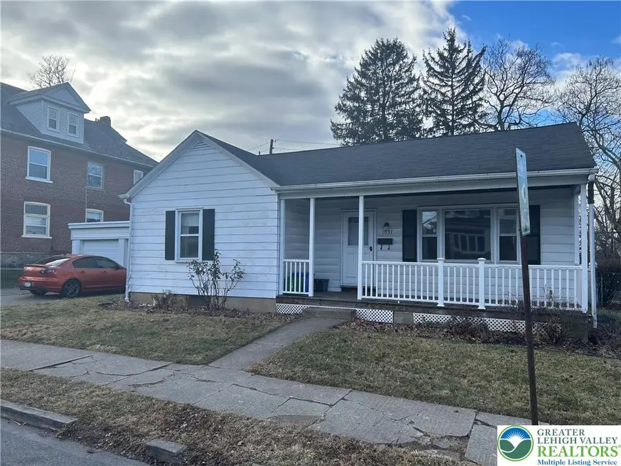 1037 Maple Street, Bethlehem, PA 18018 - #3