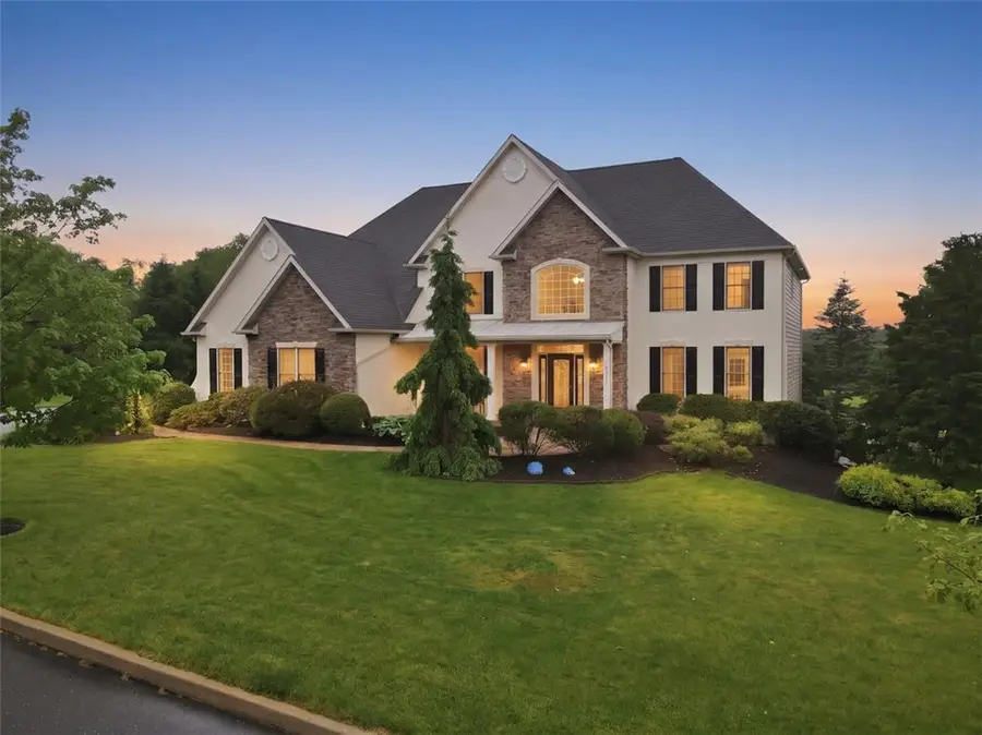 6800 Stella Circle, Upper Saucon, PA 18036 - #2