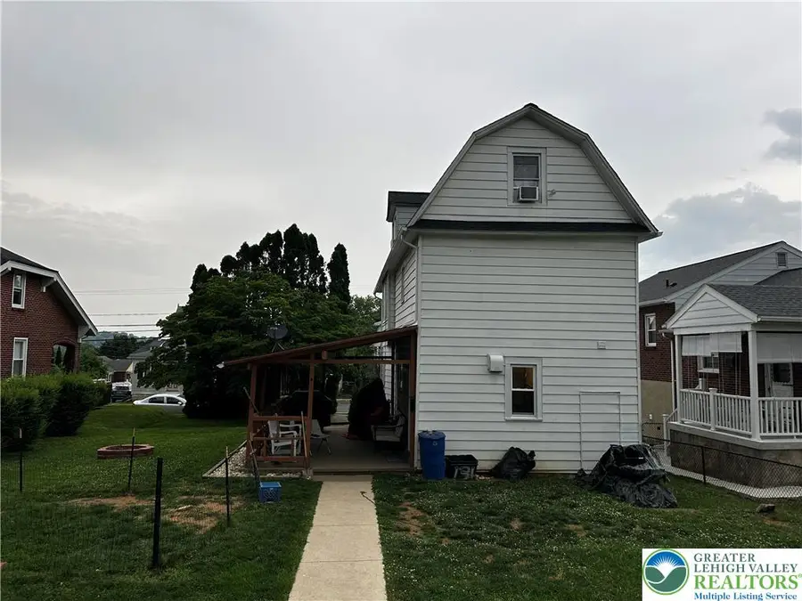 134 E High Street, Hellertown, PA 18055 - #3