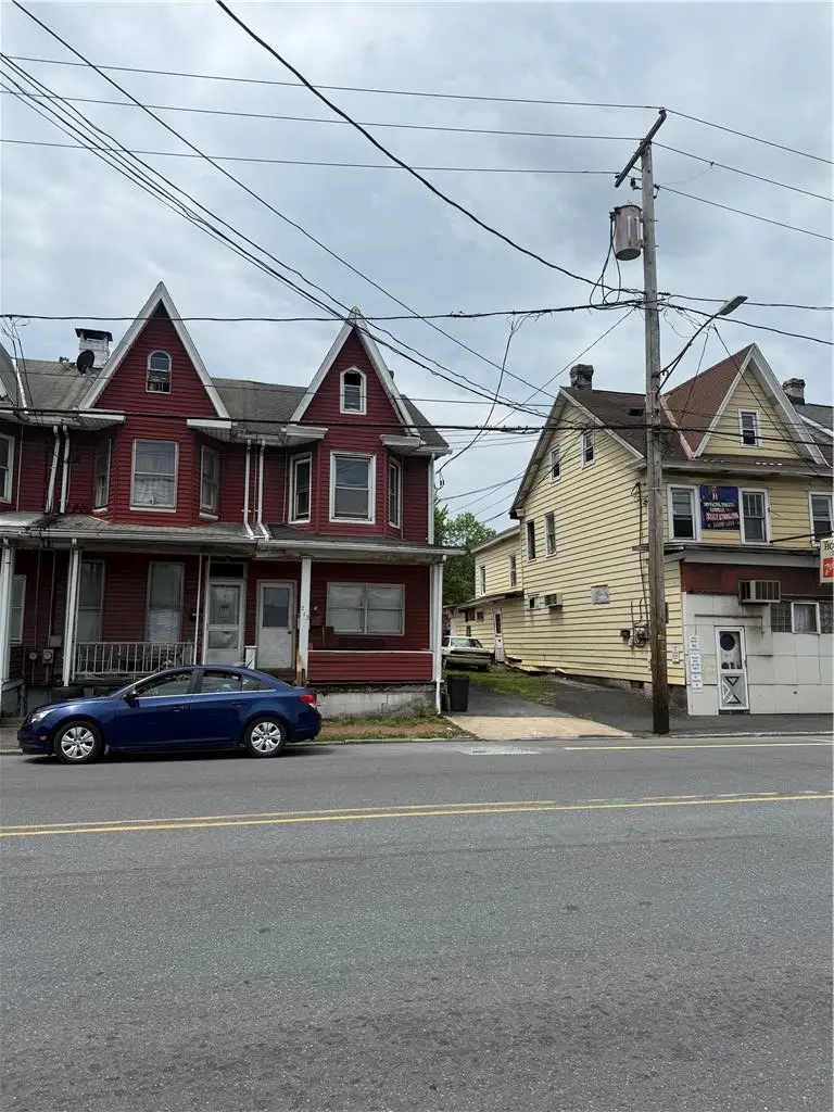 212 Center Street, Tamaqua, PA 18252 - #2