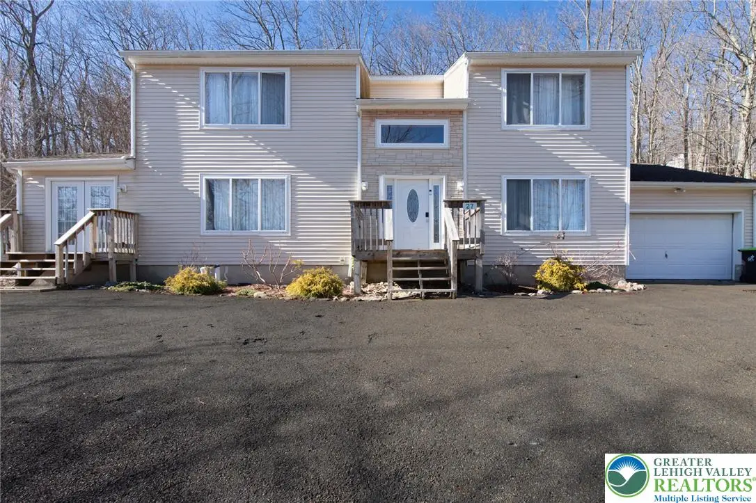 27 Brunswick Drive, Mount Pocono, PA 18344 - #1
