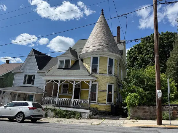 243 E Patterson Street, Lansford, PA 18232