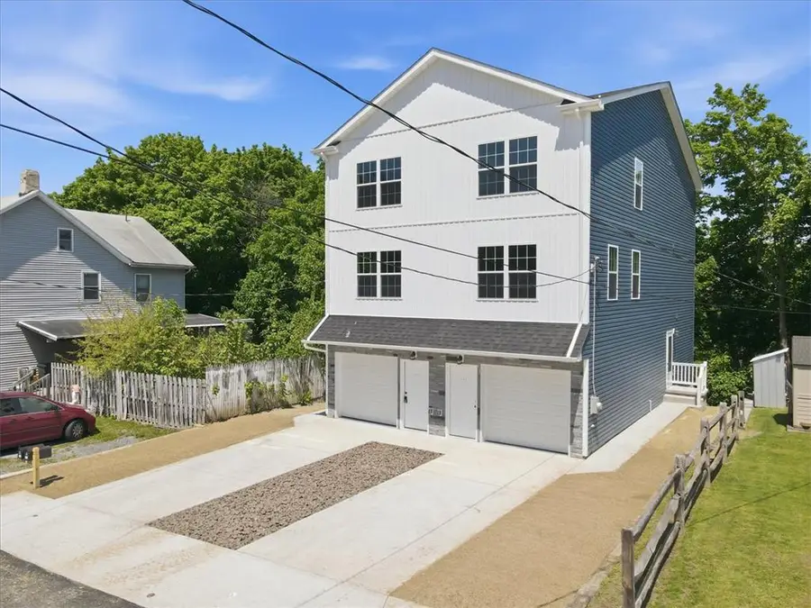 453 S Walnut Street, Slatington, PA 18080 - #2