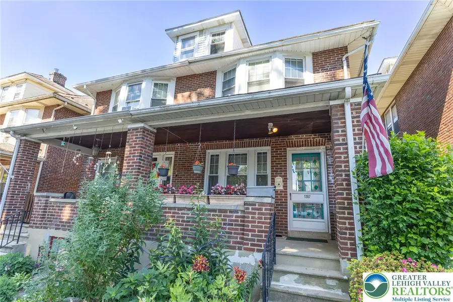 1207 Maple Street, Bethlehem, PA 18018 - #2