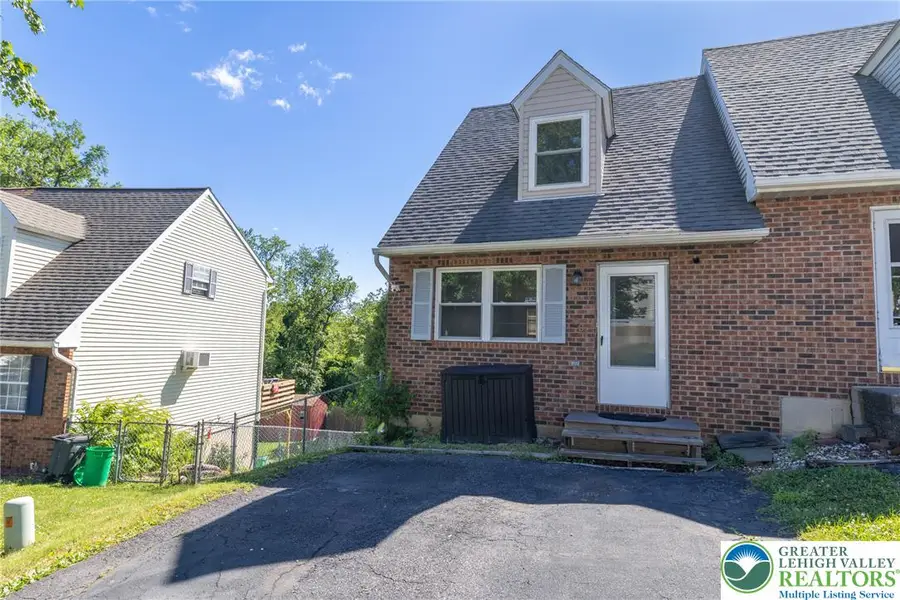 661 S Front Street S, Allentown, PA 18103 - #3