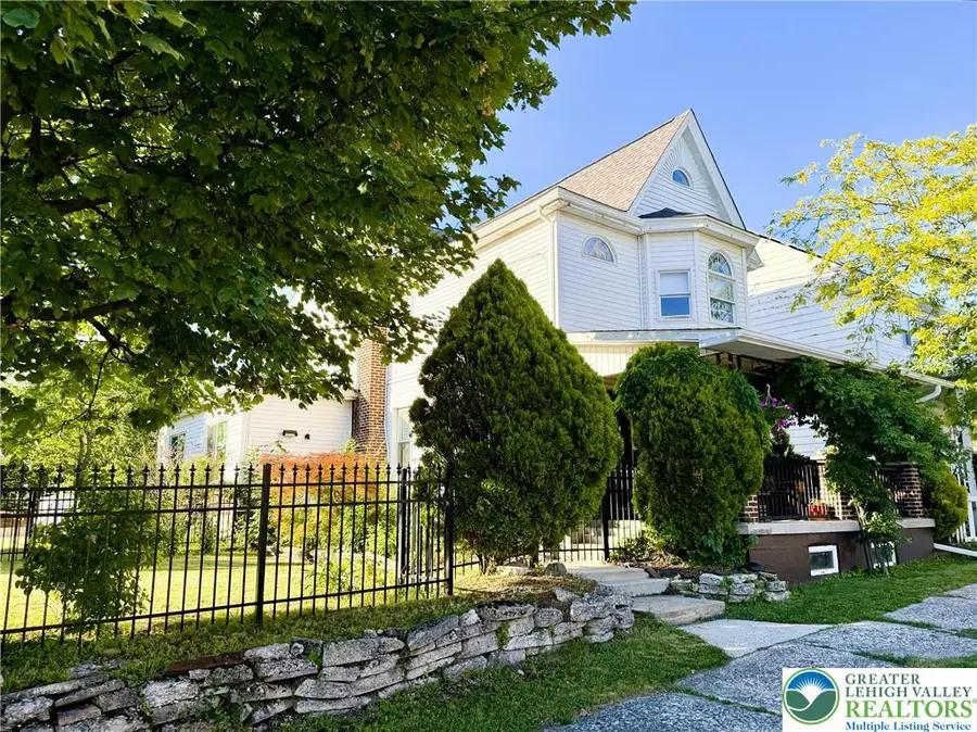 306 E White Street, Summit Hill, PA 18250 - #2