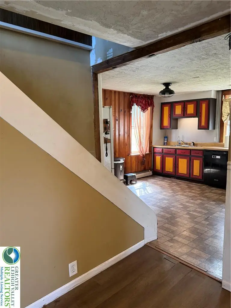 2102 Nemeth Drive, Lower Saucon, PA 18015 - #3