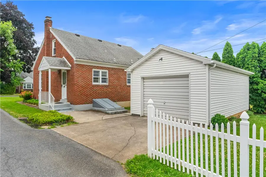 1629 Linwood Street, Bethlehem, PA 18017 - #3