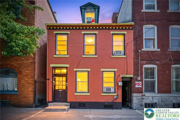 213 8th Street, Allentown City, PA 18102