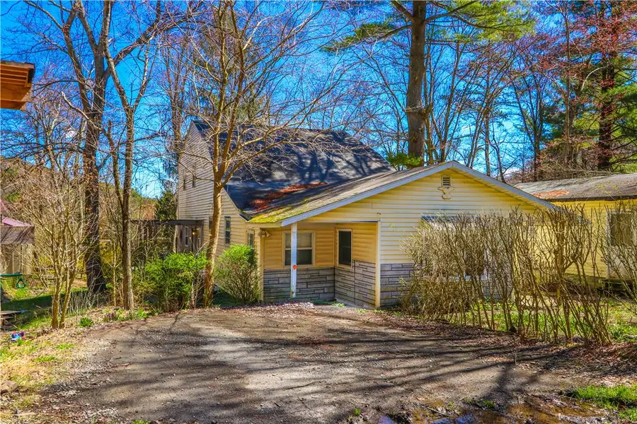 107 Royal Lane, Eldred, PA 18058 - #2
