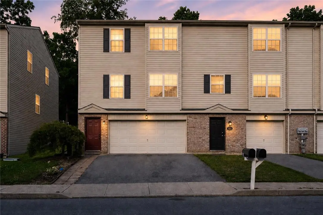 611 Lehigh Gap Street, Walnutport, PA 18088 - #1