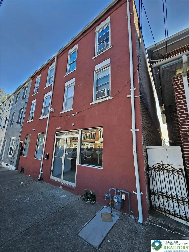322 Ridge Avenue, Allentown, PA 18102 - #1