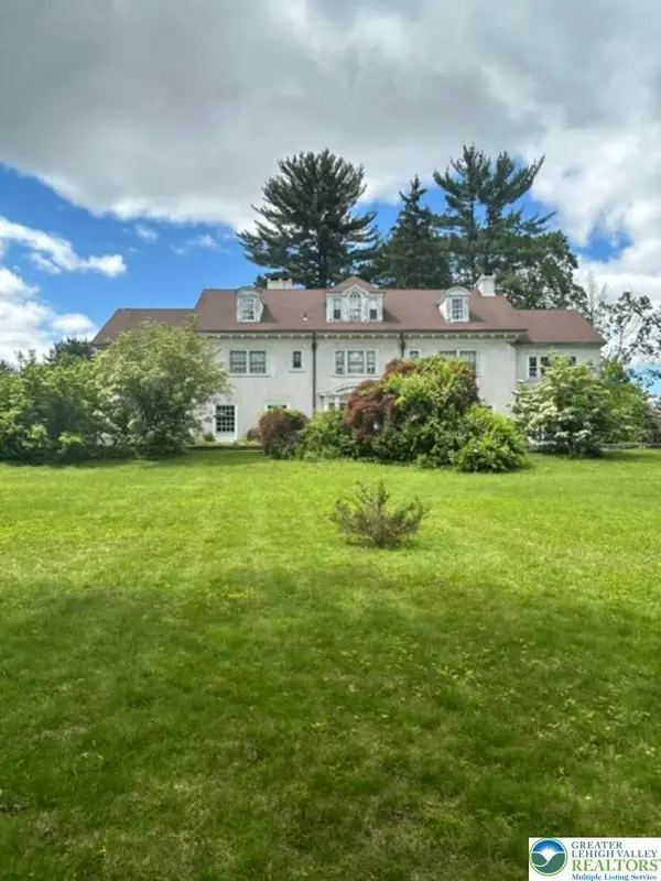 1170 Mosser Road, Upper Macungie Twp, PA 18031