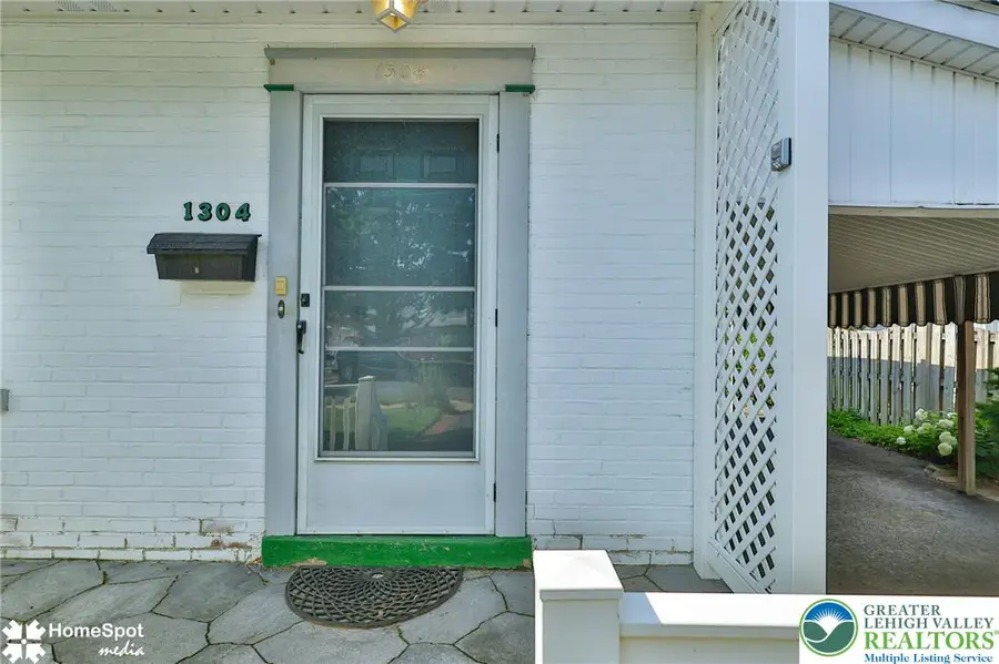 1304 W Wyoming Street, Allentown, PA 18103 - #3