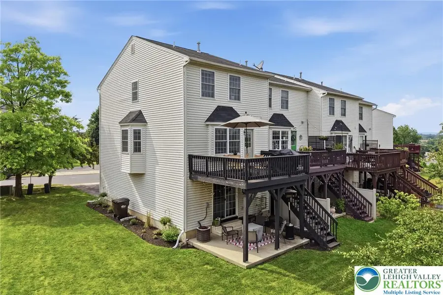 361 S Oak Street, Freemansburg, PA 18017 - #2