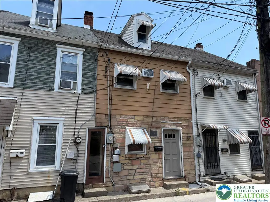 231 N Peach Street, Allentown, PA 18102 - #1