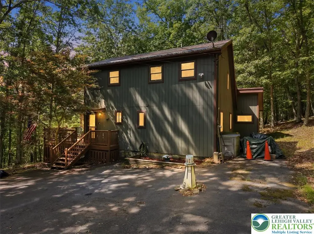 677 Clubhouse Drive, East Stroudsburg, PA 18302 - #1