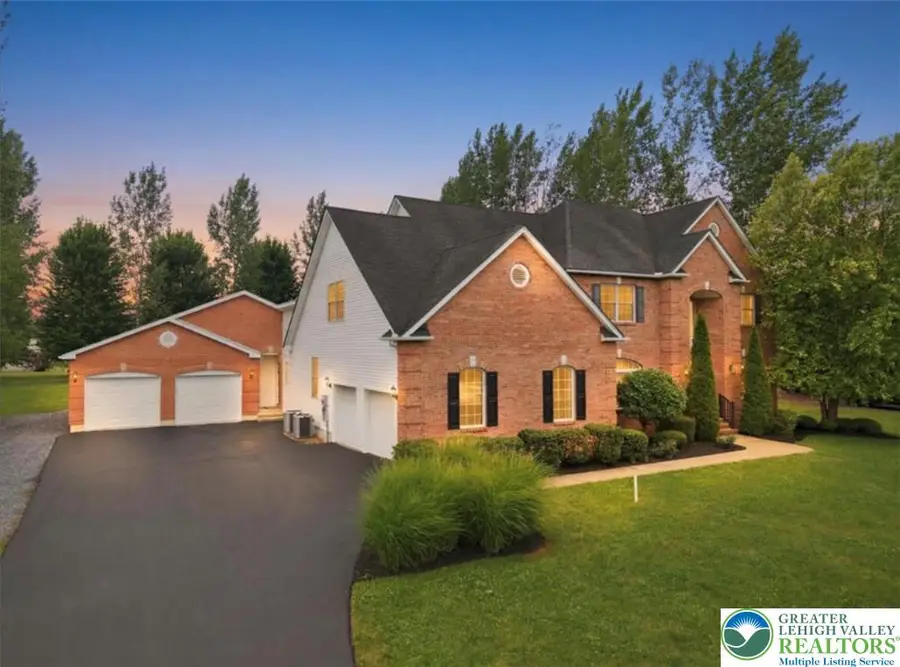 4559 Oakwood Lane, Lower Nazareth, PA 18064 - #3