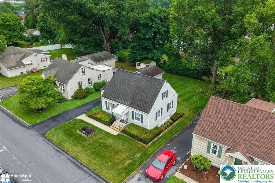 2710 Liberty Street, Palmer Township, PA 18045 - #3